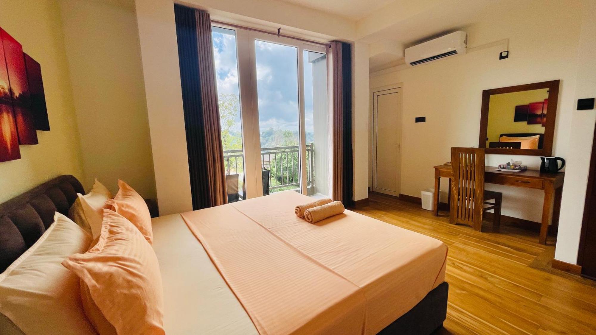 Sun Dove Suite Kandy Exterior foto